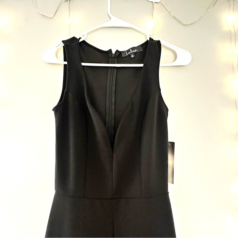Black Sleeveless Lulu’s Jumpsuit, NWT, XS